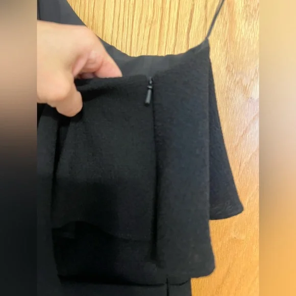 Black Halo Kallan Ruffle Jumpsuit NWT - Picture 8 of 16